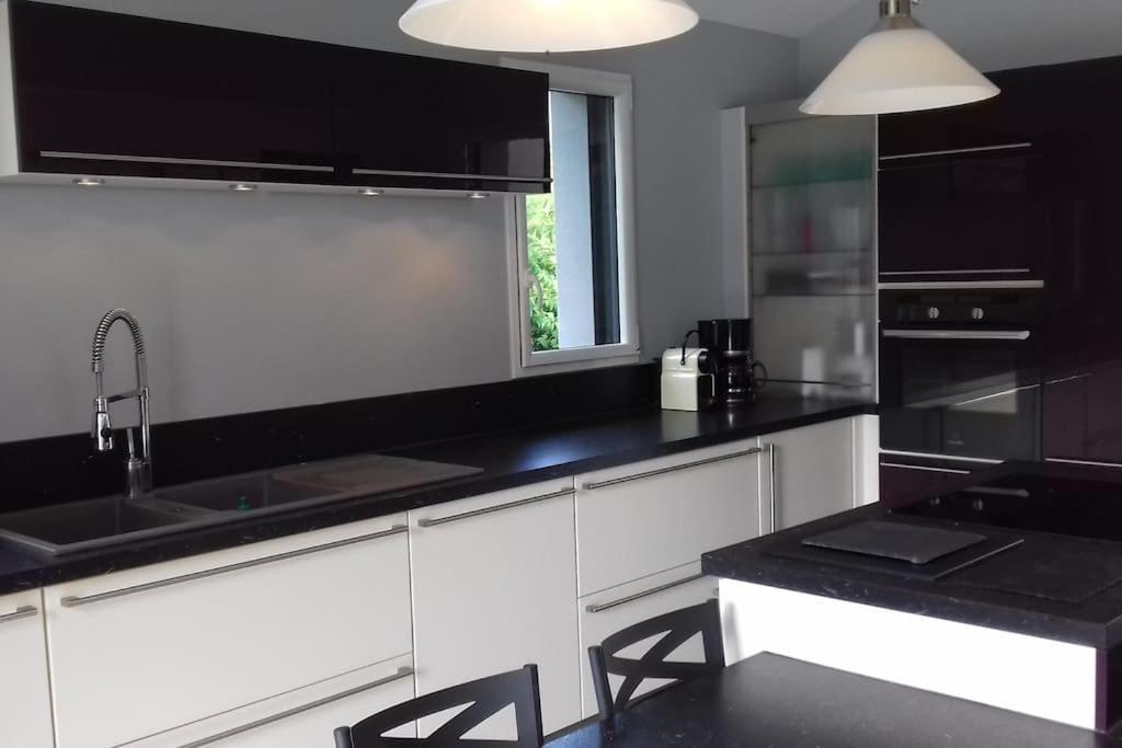 בוגונה 9 Pers 160 M² +Jardin- 10Mn Nantes -30Mn Mer מראה חיצוני תמונה